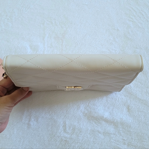 Juicy🍊 Couture "Brighter Than A Diamond"💎 Flap Wristlet - NWT - Picture 8 of 16